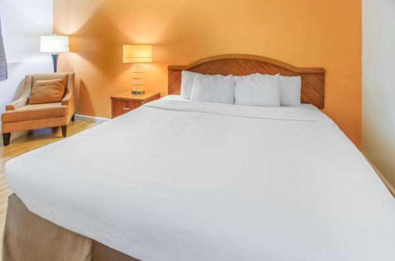 Value Stay Lodge Алаянс Екстериор снимка