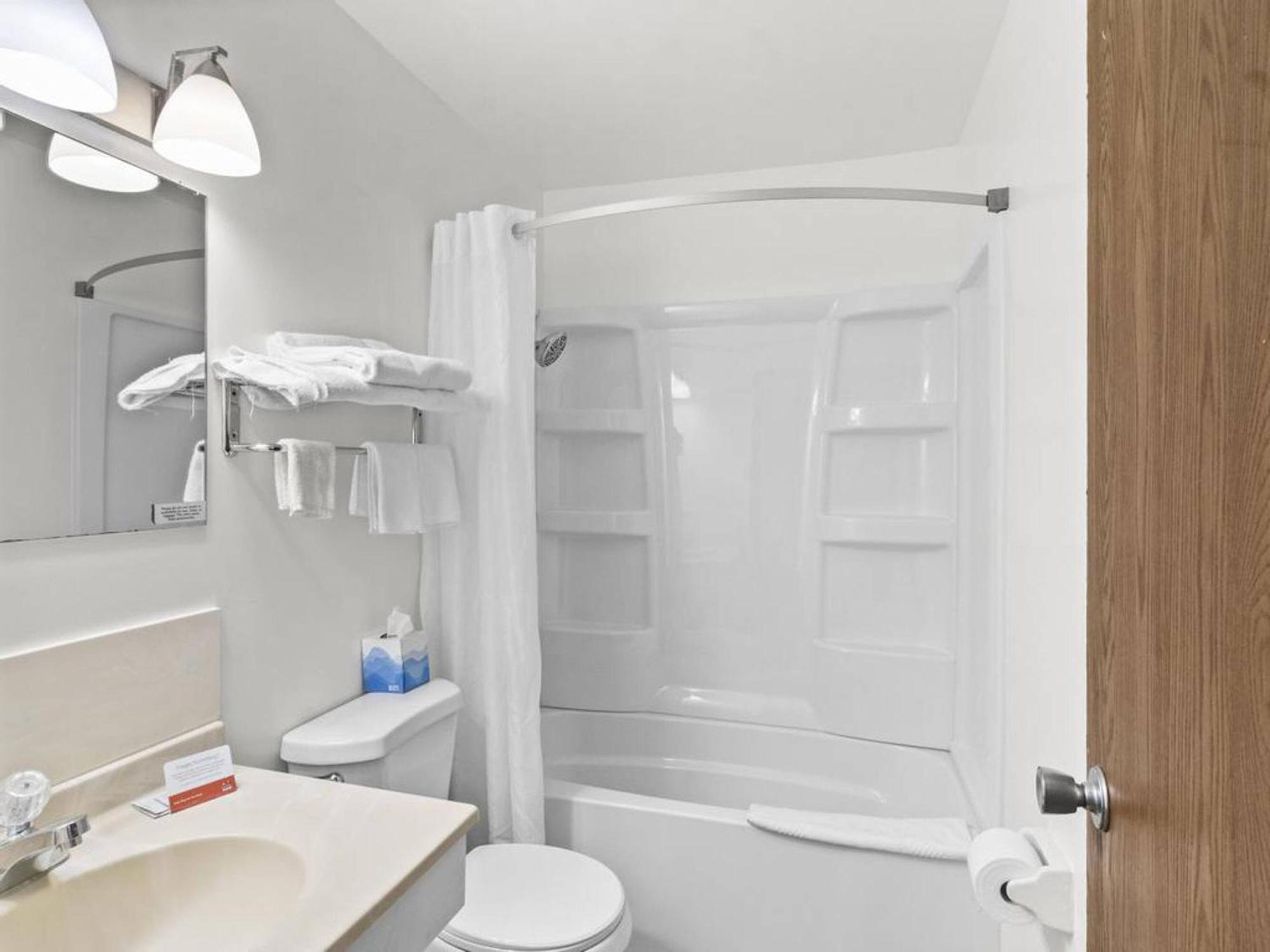 Value Stay Lodge Алаянс Екстериор снимка