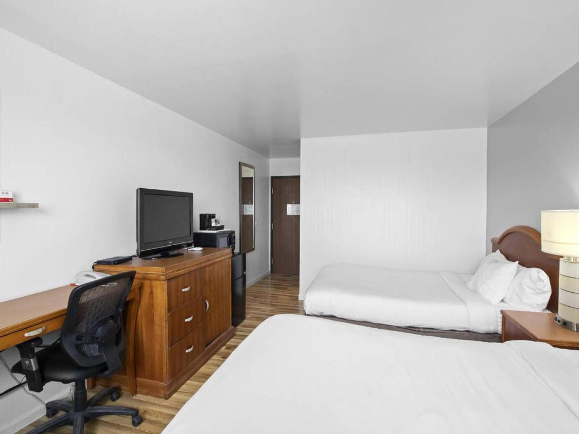 Value Stay Lodge Алаянс Екстериор снимка